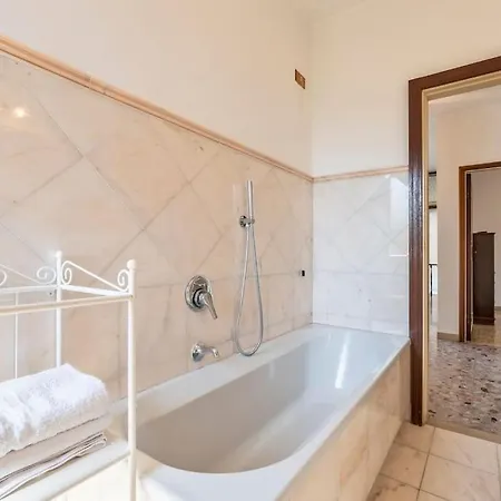 Quiete Villa,exclusive Garden In Dei Marmi 度假居 *