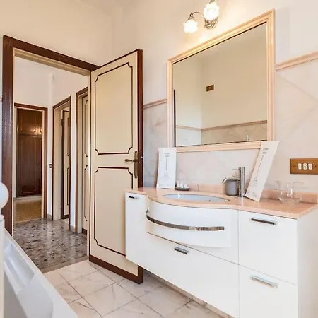度假居 Quiete Villa,exclusive Garden In Dei Marmi 马尔米堡