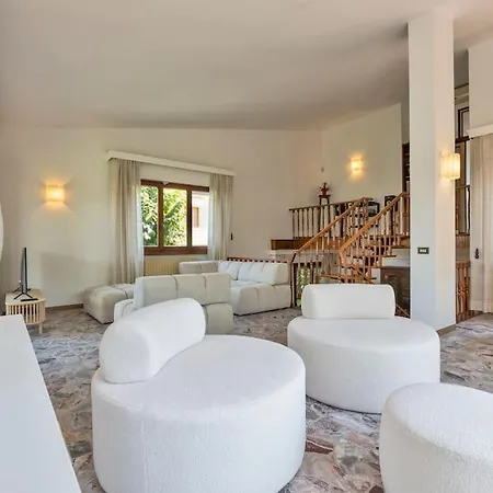 度假居 Quiete Villa,exclusive Garden In Dei Marmi 马尔米堡