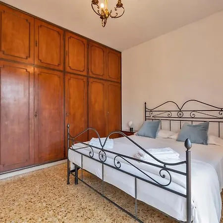 Quiete Villa,exclusive Garden In Dei Marmi *