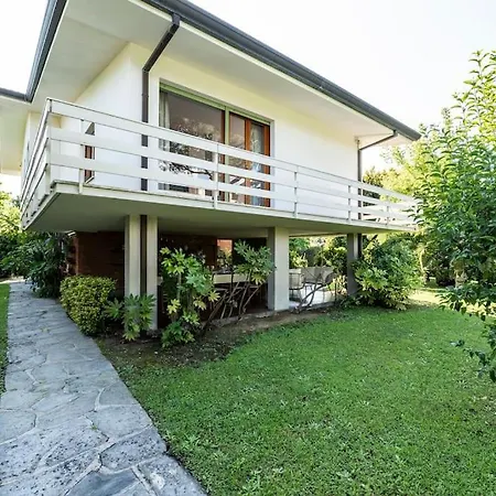 度假居 Quiete Villa,exclusive Garden In Dei Marmi 马尔米堡