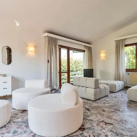 Quiete Villa,exclusive Garden In Dei Marmi 马尔米堡